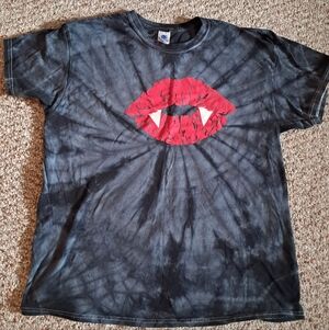Vampire Lips Graphic T-Shirt